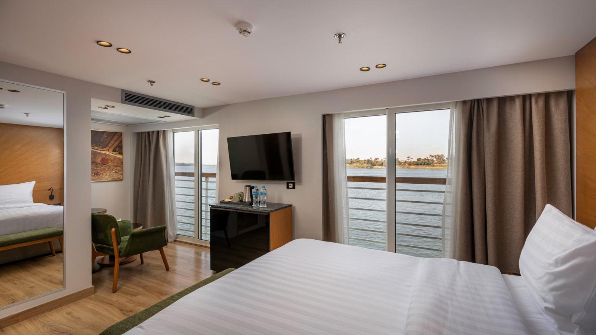 Tia Boutique Nile Cruise - Every Monday From Luxor For 04 & 07 Nights - Every Friday From Aswan For 03 & 07 Nights Exterior photo